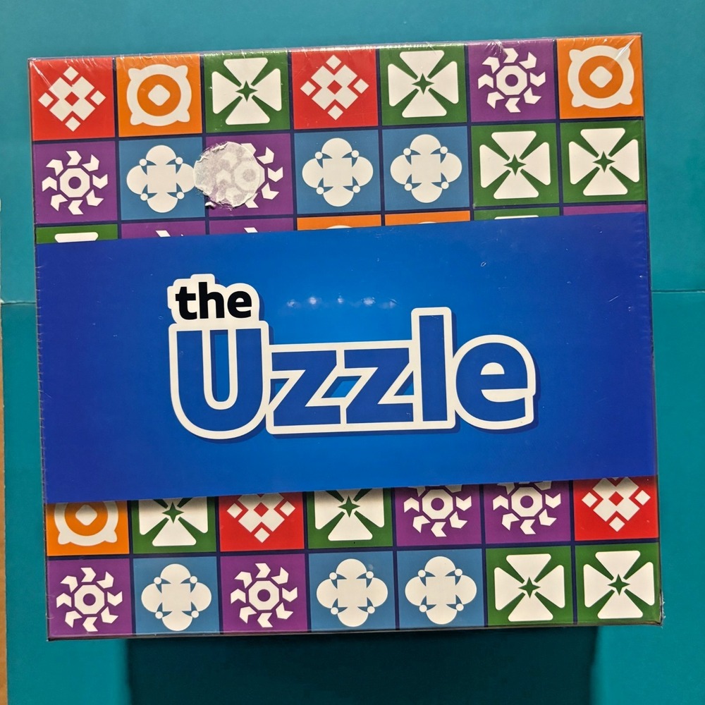 The Uzzle Family Board Game Pattern Matching Fast Pace 2-4 Players 4+